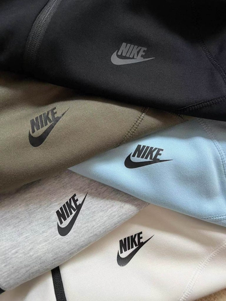 Nike Tech Fleece Gris