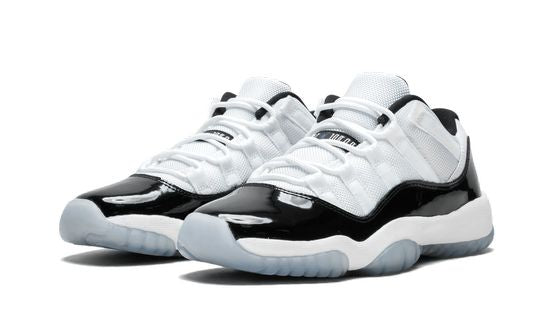 Jordan 11 Low Concord