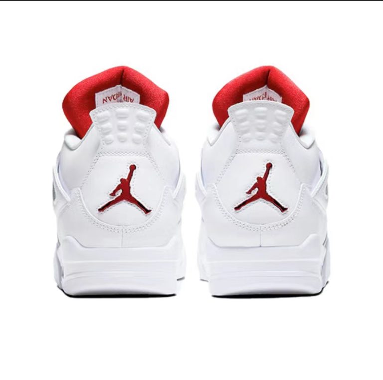 Air Jordan 4 Metallic Red '01'