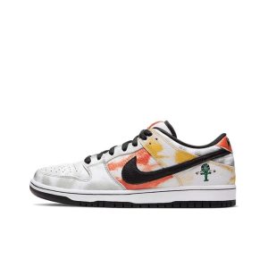 Nike Dunk SB Low Pro QS “Roswell Raygun