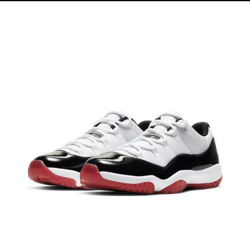 Jordan 11 Retro Low Concord Bred