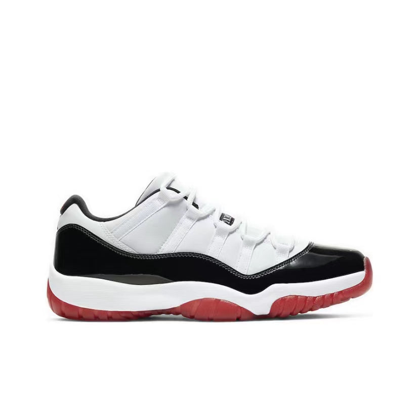 Jordan 11 Retro Low Concord Bred