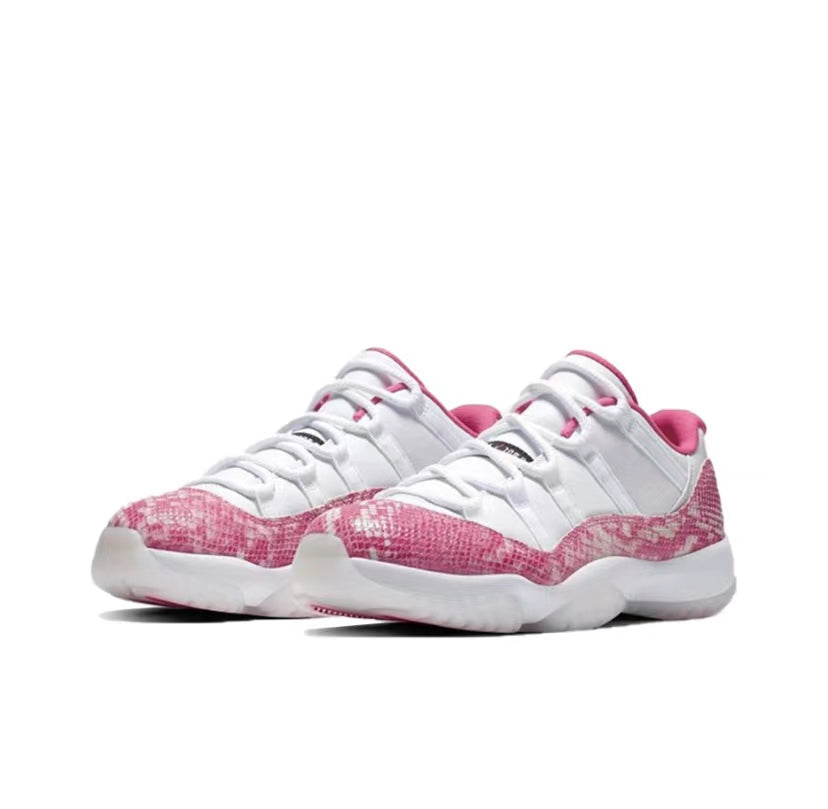 Jordan 11 Retro Retro Low Pink