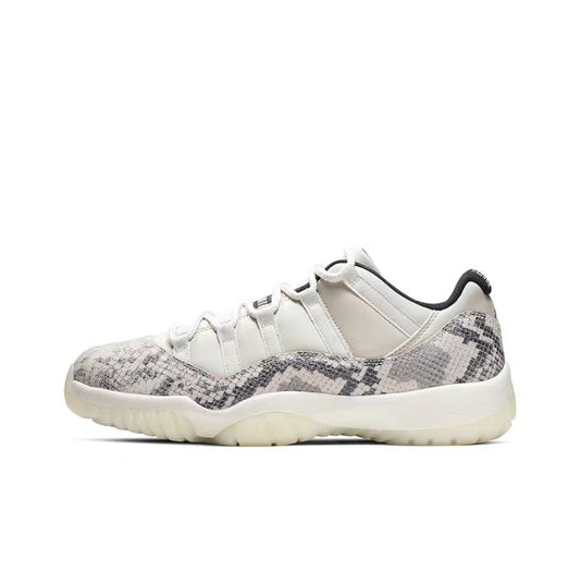 Jordan 11 Retro Low Light Smore Grey