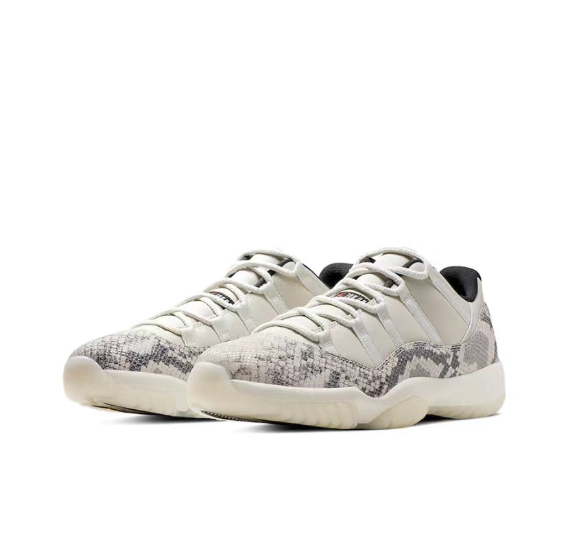 Jordan 11 Retro Low Light Smore Grey