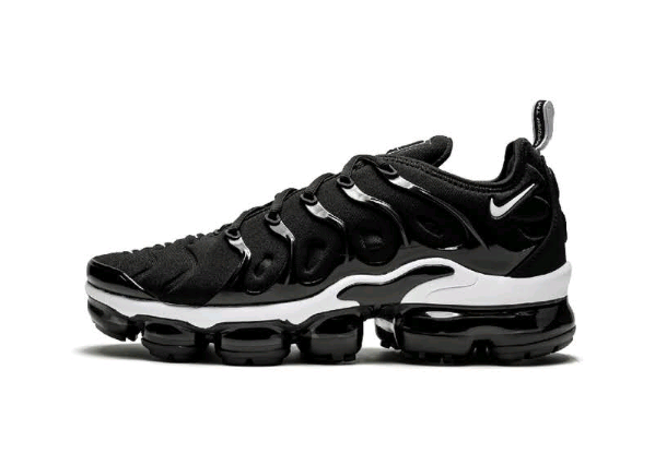 Nike Air VapoMax OverBranding