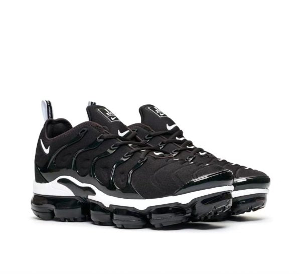 Nike Air VapoMax OverBranding