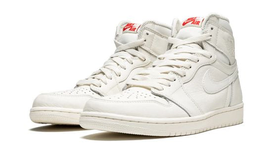 Air Jordans 1 Retro High OG ‘Sail'