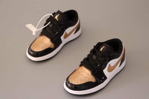 Jordan 1  Black and Gold