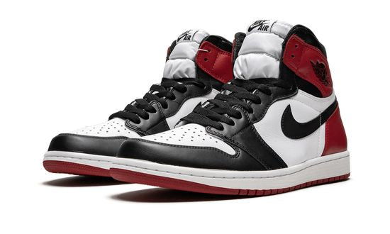 Air Jordans 1 High OG 'Black Toe'