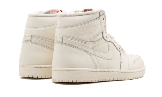 Air Jordans 1 Retro High OG ‘Sail'