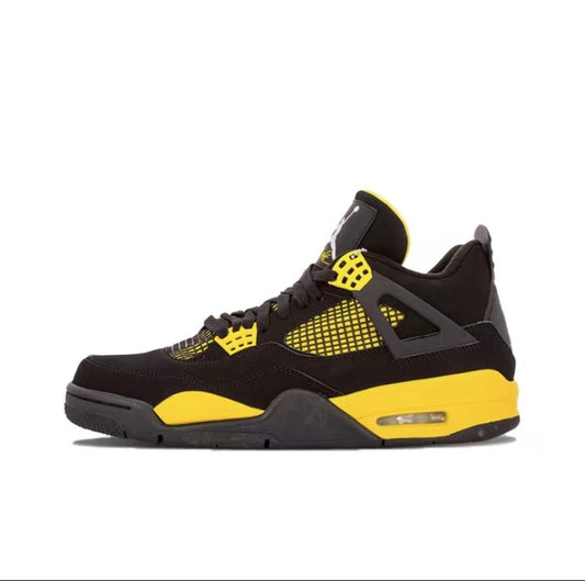 Air Jordan 4 Retro Thunder 2021